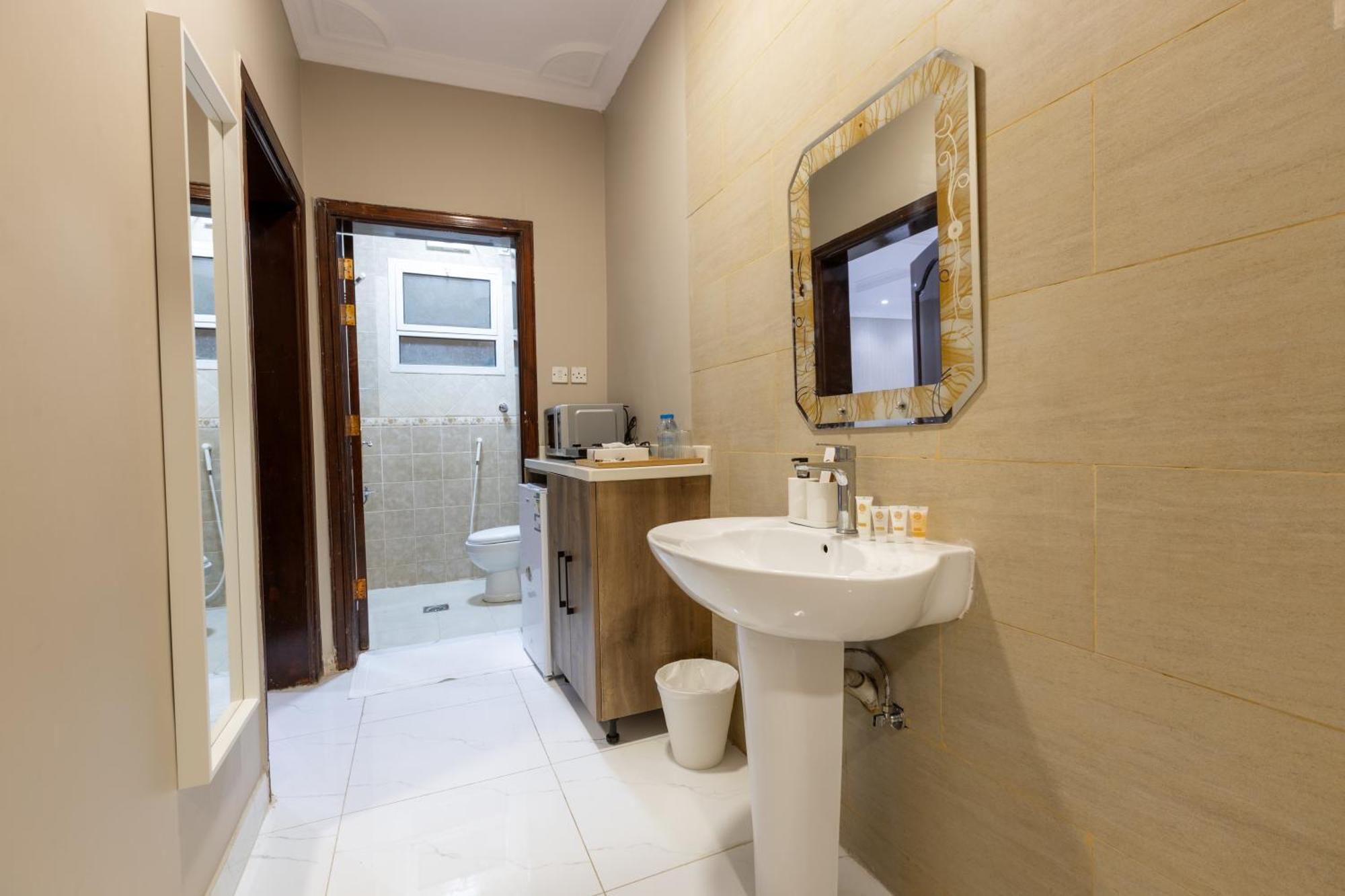 Ferienwohnung Al-Rajhi Luxury Modern Flats - Nozol Noor 6 Medina Exterior foto